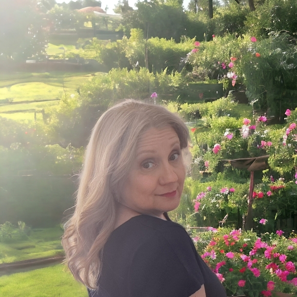 Meet your Posher, Anna - Picture 12 of 12